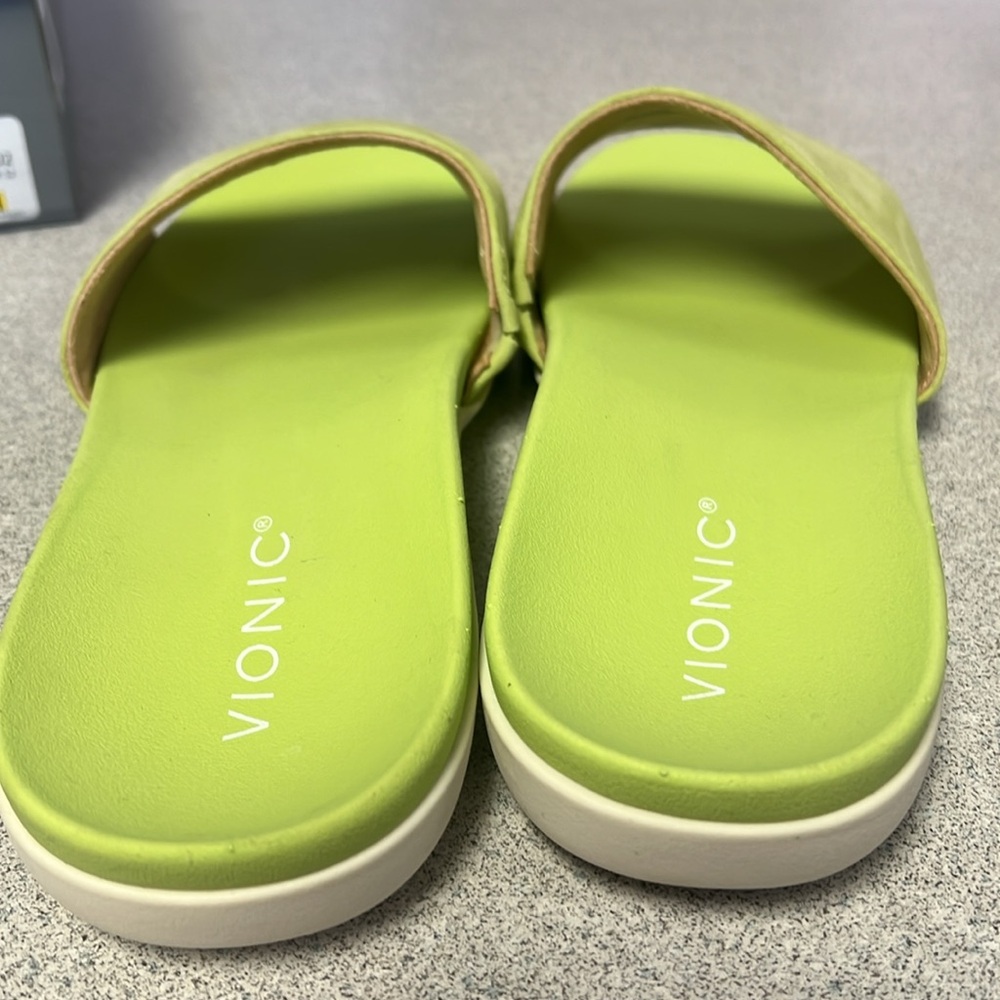 Vionic Women's Bright Green Slide Sandals - Picture 5 of 5